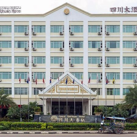 Grand Szechuan Hotel Вьентьян Экстерьер фото