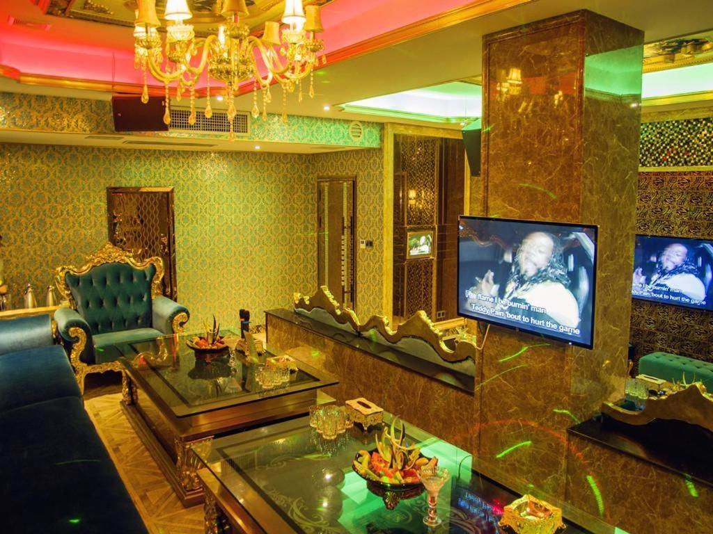 Grand Szechuan Hotel Вьентьян Экстерьер фото