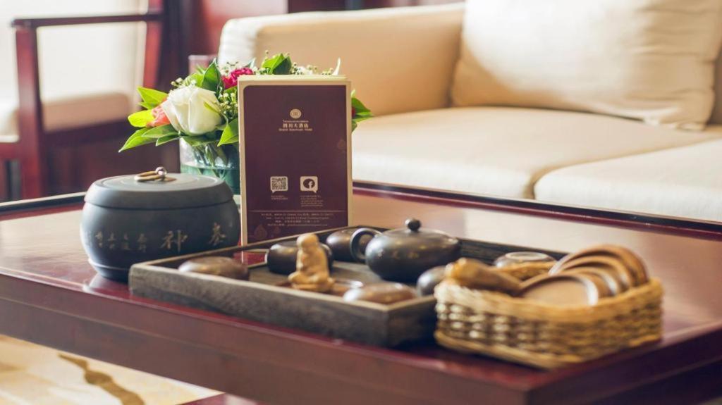 Grand Szechuan Hotel Вьентьян Экстерьер фото