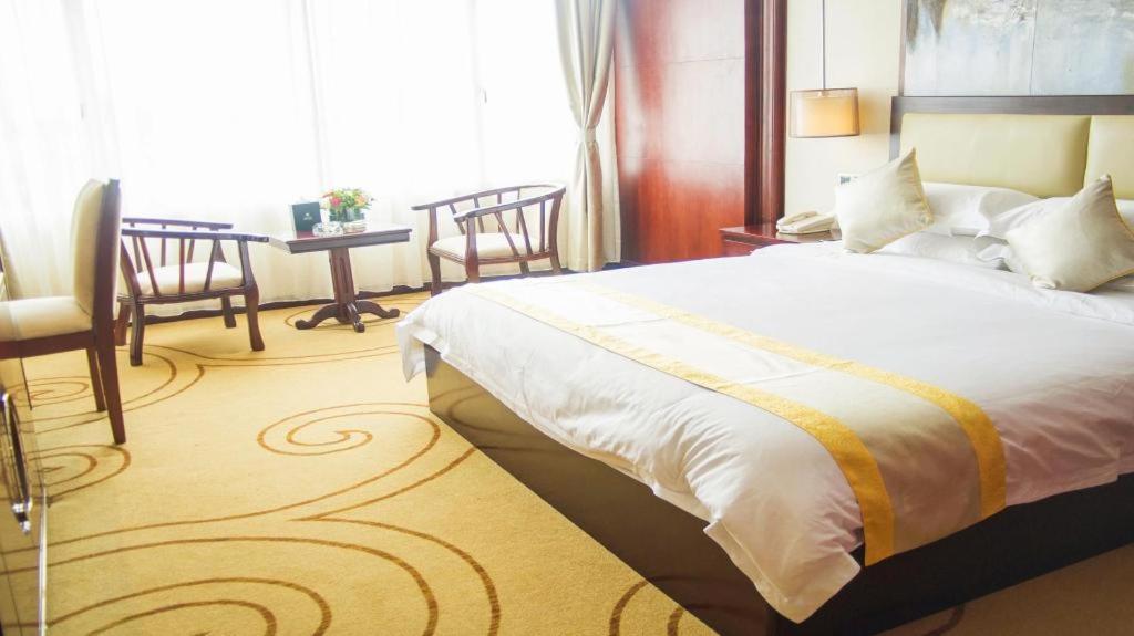 Grand Szechuan Hotel Вьентьян Экстерьер фото