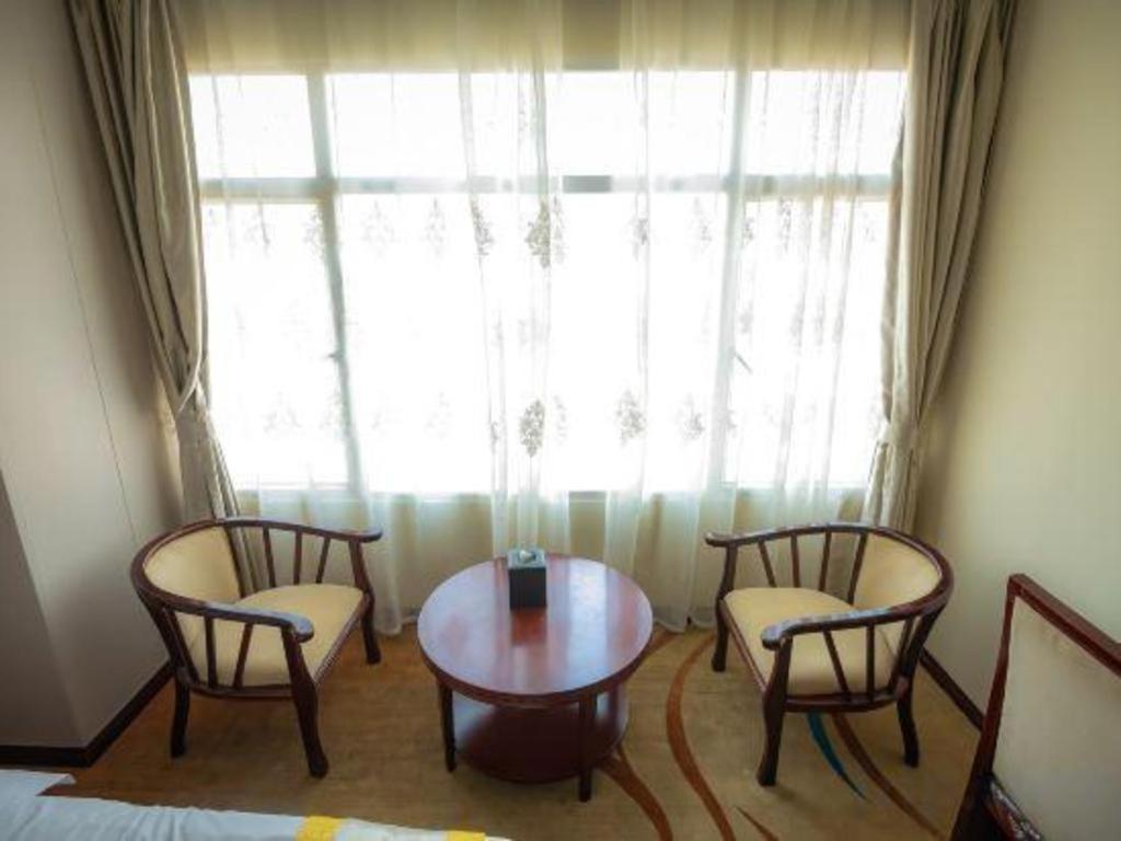 Grand Szechuan Hotel Вьентьян Экстерьер фото