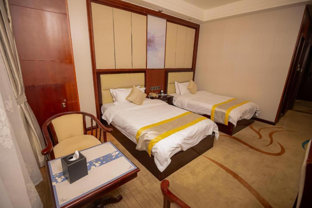Grand Szechuan Hotel Вьентьян Экстерьер фото
